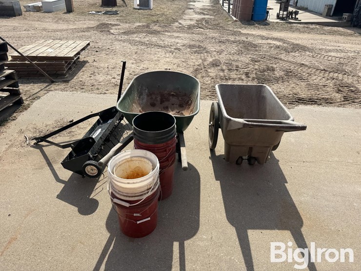 wheel-barrows-&-yard-rake-image-4