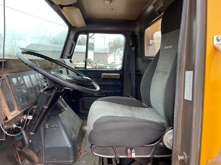 1991-international-4900-image-56