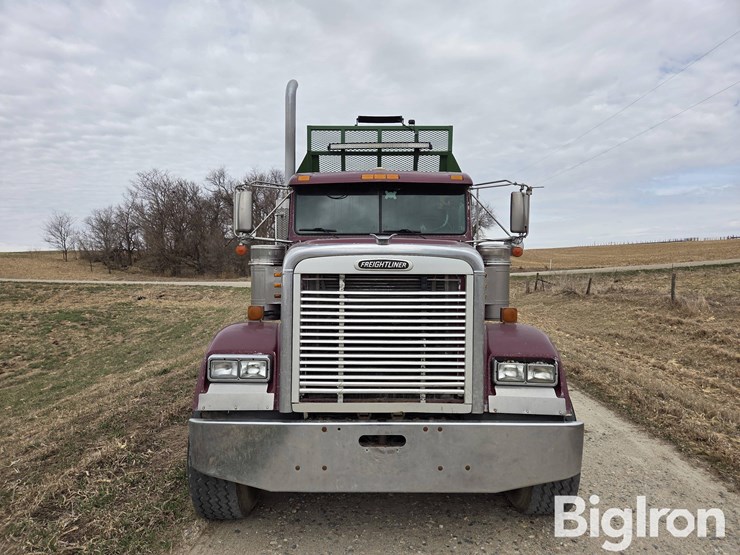 2000-freightliner-fld120-image-2