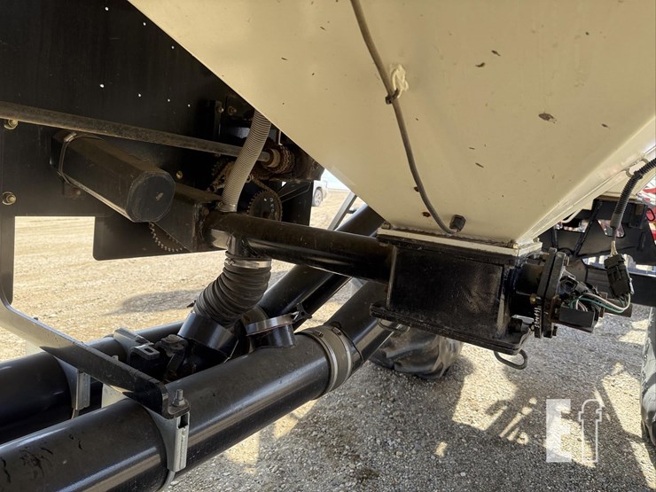 2007-bourgault-5710-image-78