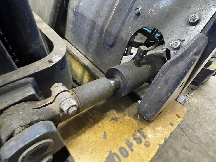 komatsu-fg25c-12-image-12