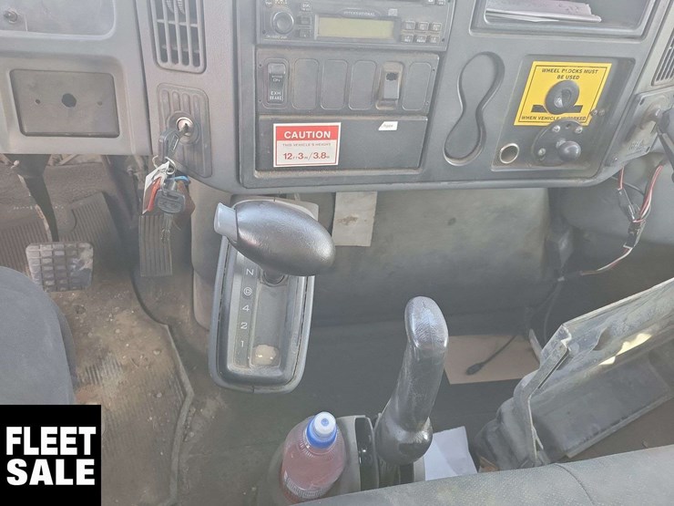 2007-international-durastar-4300-image-18