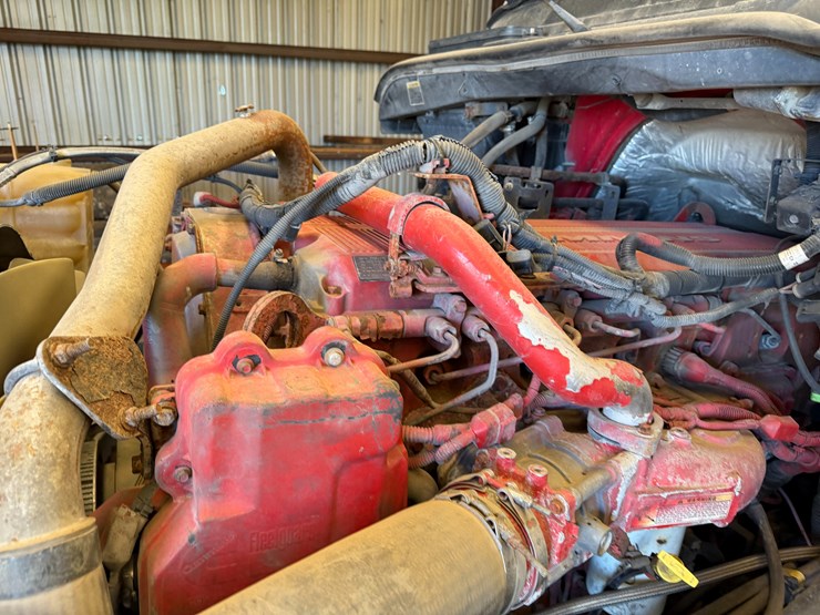 2014-international-prostar-image-60