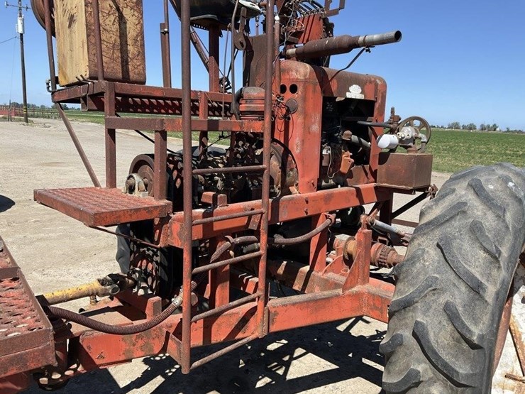 danzig-300g-poly-tank-s.p.-articulating-sprayer-image-8