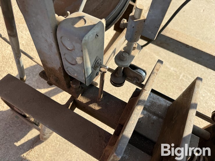 band-saw-image-12