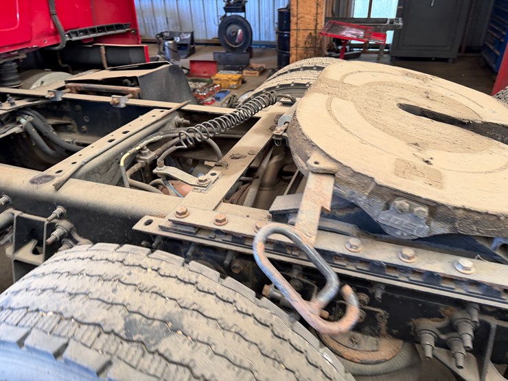 2014-international-prostar-image-25