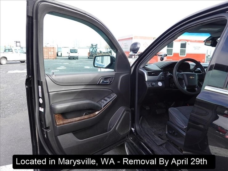 2017-chevrolet-tahoe-image-7