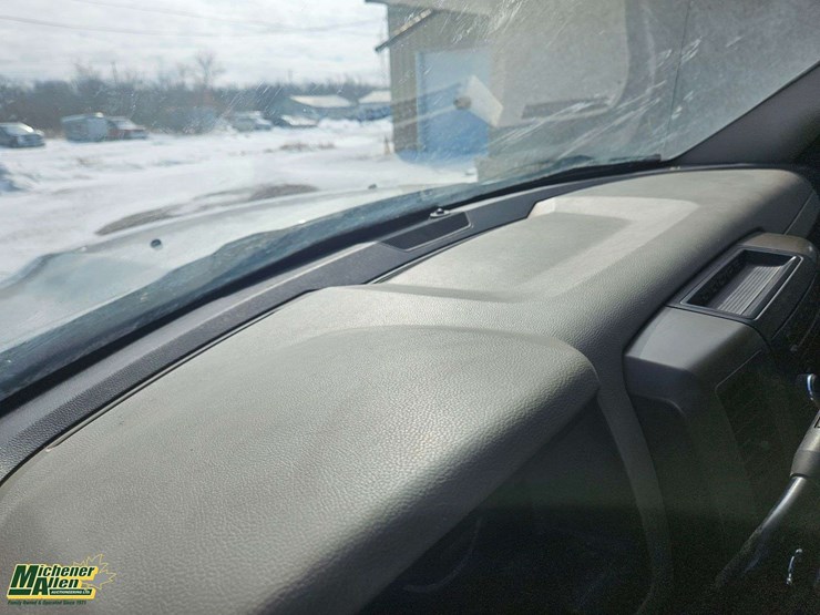 2012-dodge-1500-image-22