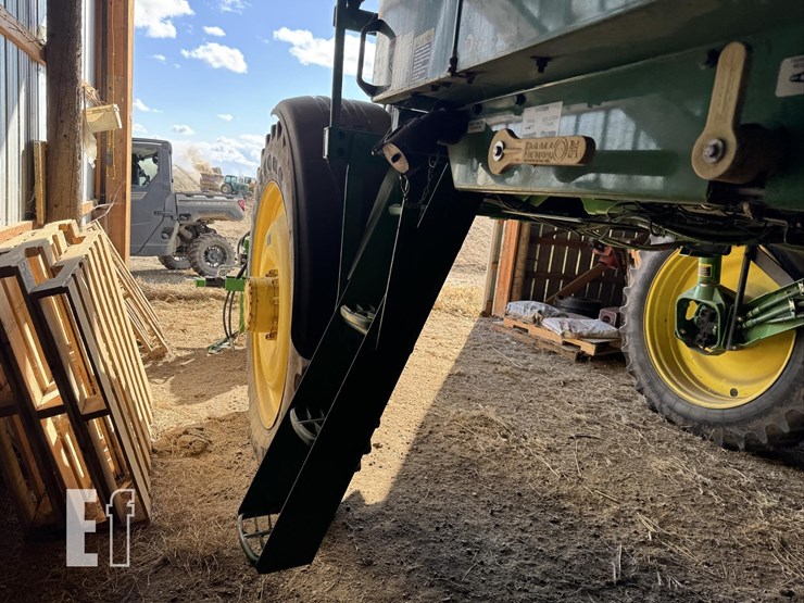 2005-john-deere-4720-image-82