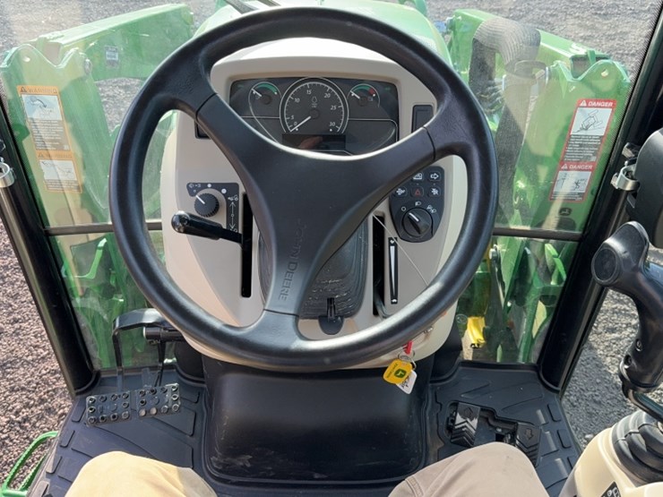 john-deere-4052r-image-21