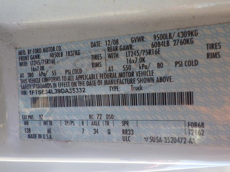 2009-ford-econoline-350-image-17