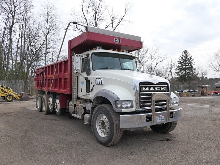 2017-mack-gu713-quad-axle-dump-truck,-sn:1m2ax09c5hm032603,-mack-mp8,-allison-auto,-j-&-j-21'-steel-image-4