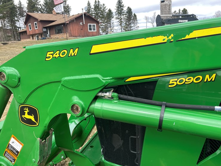 2019-john-deere-5090m-image-45