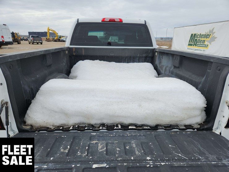 2014-chevrolet-silverado-1500-image-16