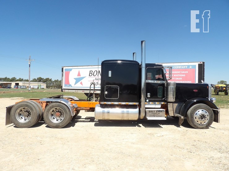 2008-peterbilt-389-image-14