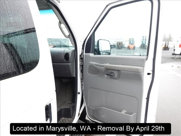 2006-ford-e350-image-2