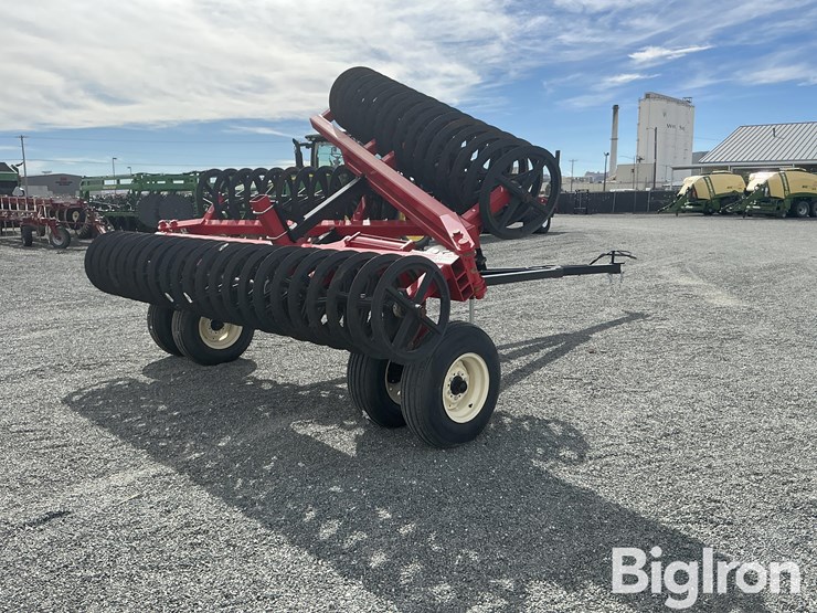 2025-sterling-32'-packer-image-5