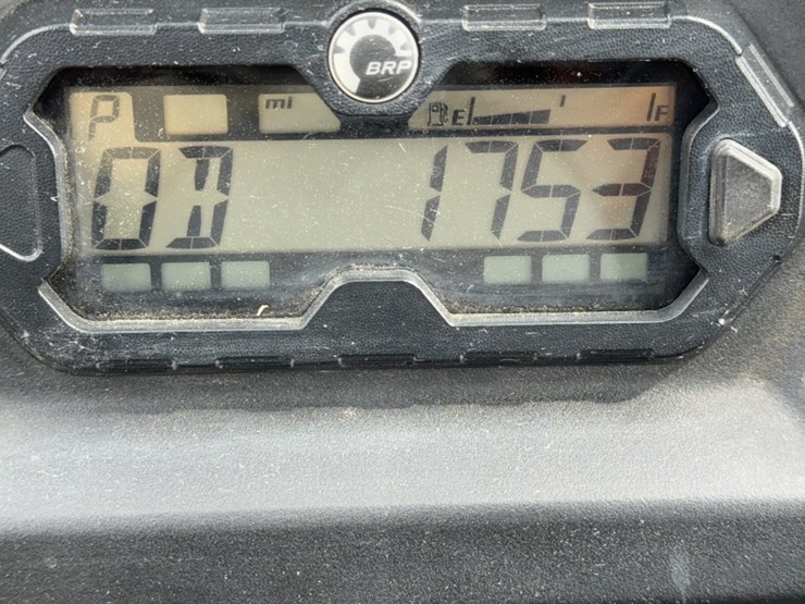 #3075-•-canam-defender-hd5-utv-image-14