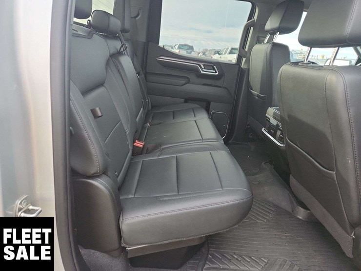 2022-chevrolet-silverado-1500-image-20