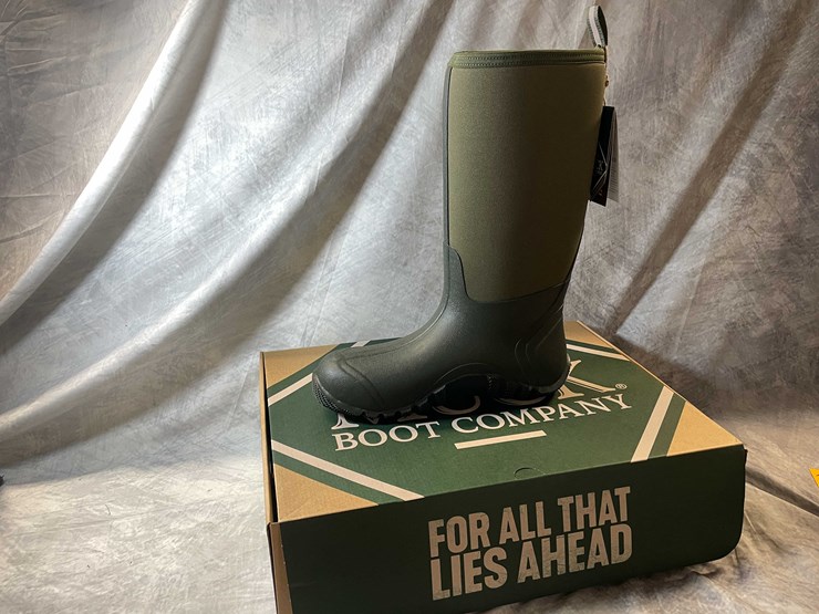 #10123-•-muck-boots-edgewater-all-purpose-knee-high-boot-image-1