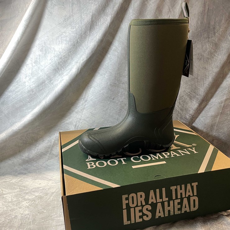 #10123 • Muck Boots Edgewater All Purpose Knee High Boot