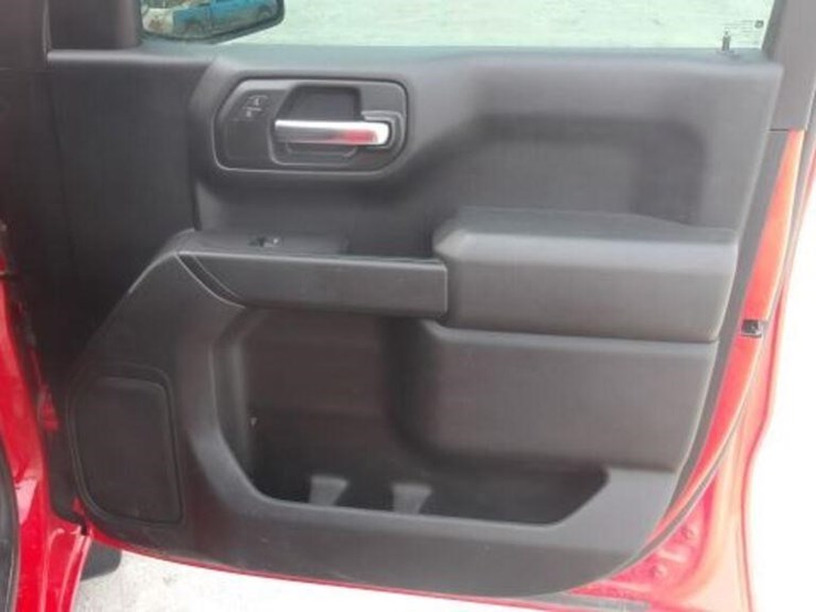 2023-chevrolet-1500-image-40