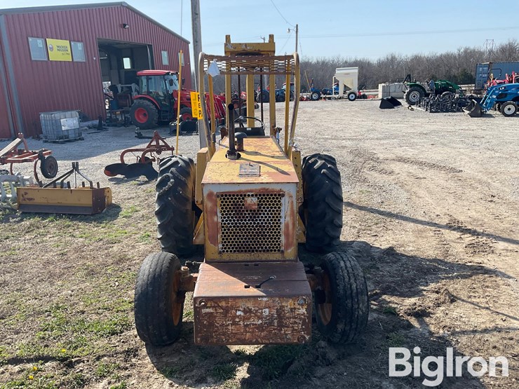 allis-chalmers-i-500-rough-terrain-forklift-image-6