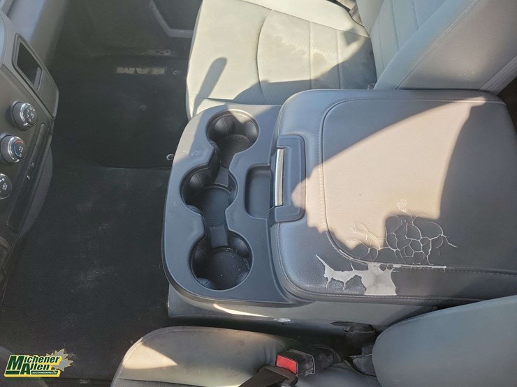 2013-dodge-1500-image-16