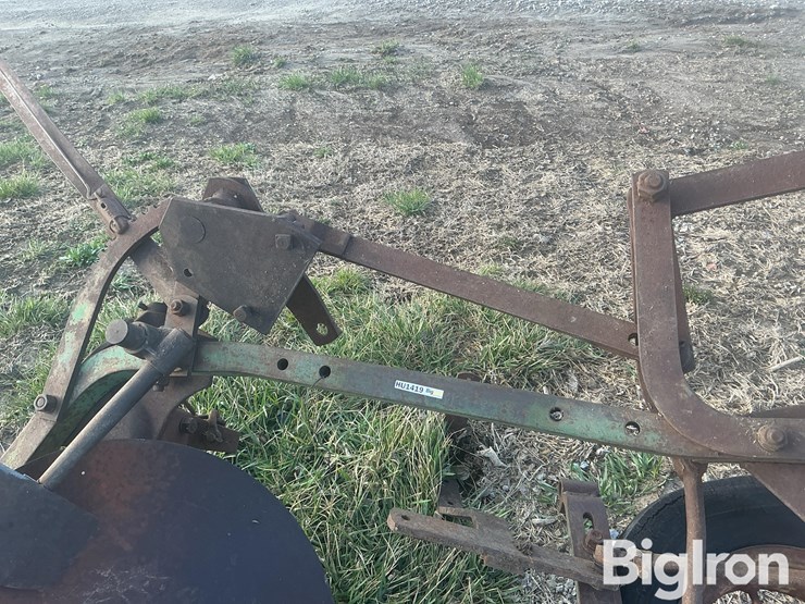 john-deere-terracing-plow-image-12