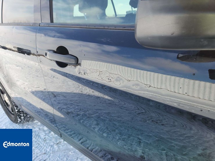 2018-ford-explorer-image-31