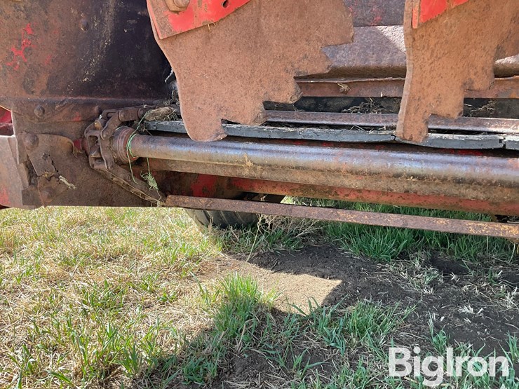 new-holland-195-image-18