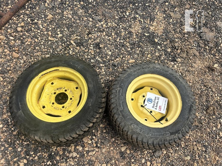 john-deere-gator-image-1