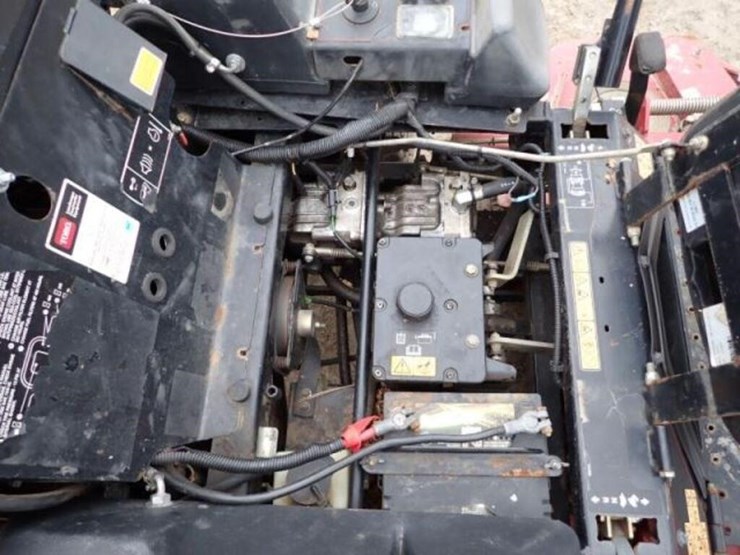 2016-toro-z-master-professional-7000-zero-turn-722-image-24