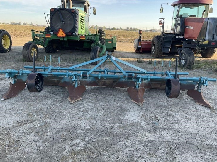 custom-3-pt-3-row-60"-furrow-bar-image-2