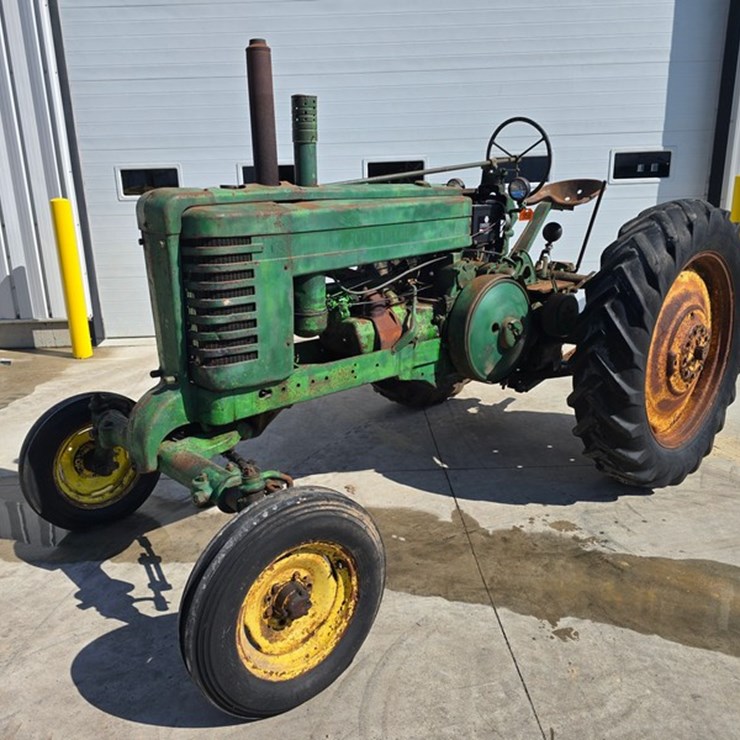 JOHN DEERE MODEL A