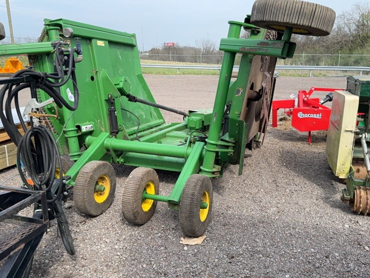 john-deere-1518-image-4