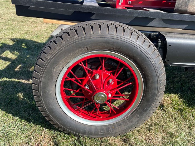 1928-ford-aa-wrecker-truck-image-40