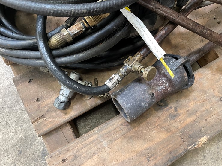 #2588-•-torch-heads-(columbia-heights,-mn)-image-9