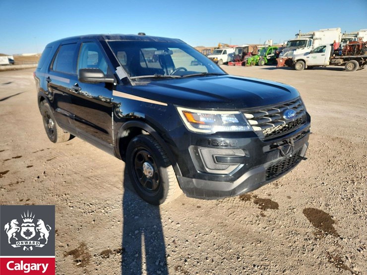 2018-ford-explorer-image-2