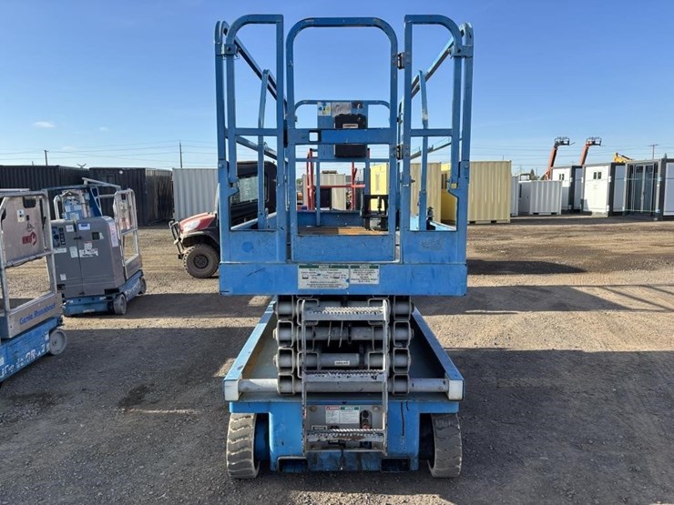 2001-genie-gs2646-image-6