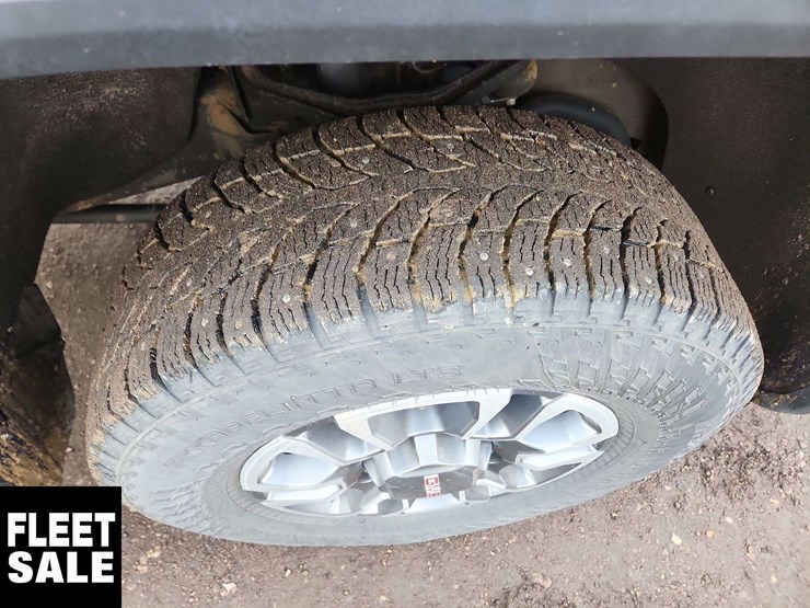 2024-gmc-sierra-2500hd-image-13