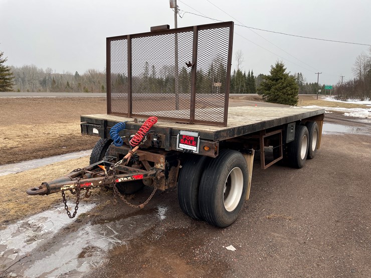 #290-•-2005-great-lakes-(3)-axle-pup-trailer-(has-mi-title)-(marenisco,-mi)-image-1