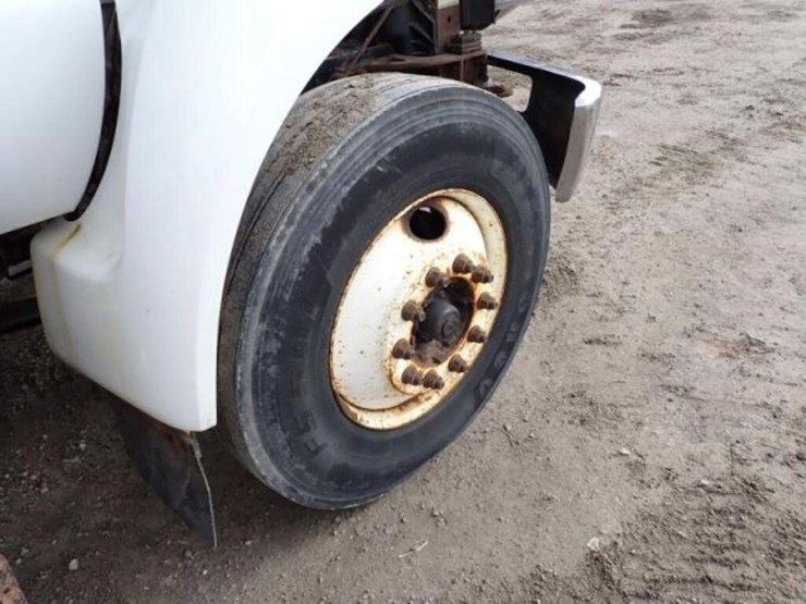 2012-ford-f750-xlt-image-31