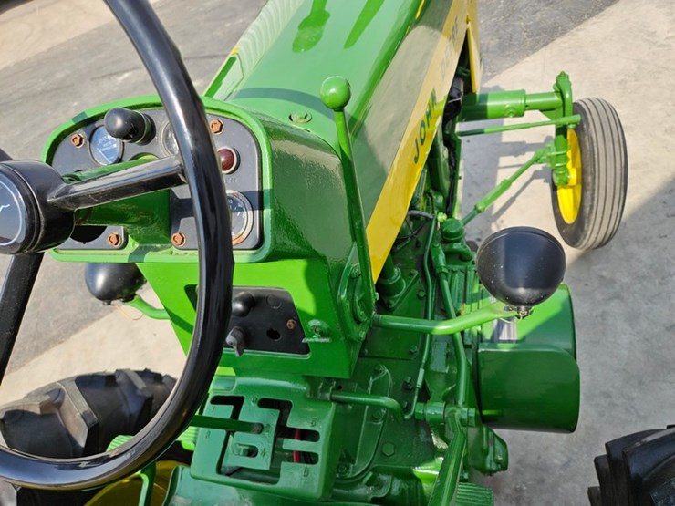 1959-john-deere-730-image-25