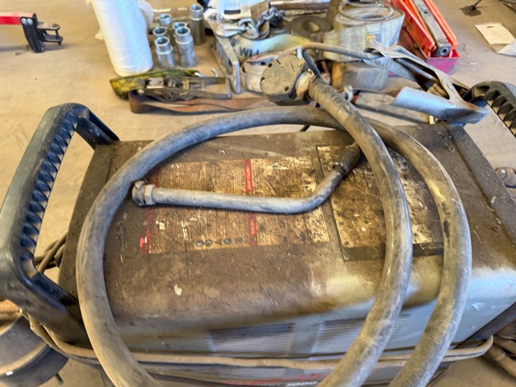 #43525-•-hypertherm-powermax-1000-plasma-cutting-system---located-in-front-portion-of-main-shop-image-15