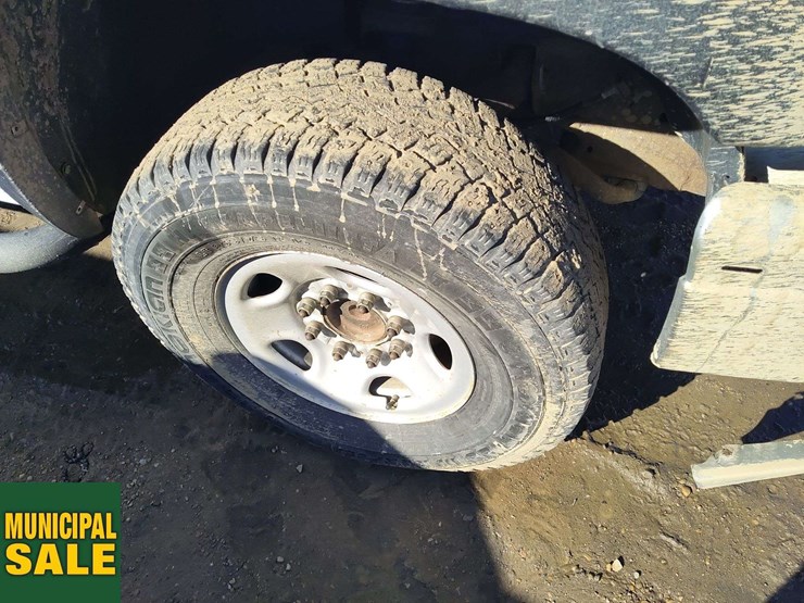 2005-chevrolet-silverado-2500hd-image-25