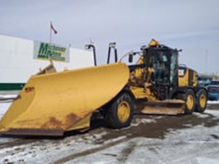 2018-caterpillar-160m-image-5