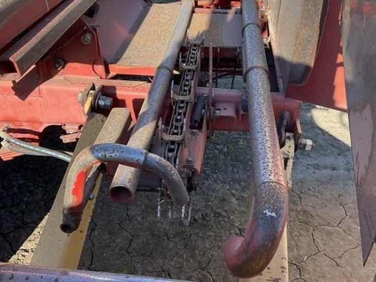 new-holland-1095-image-9