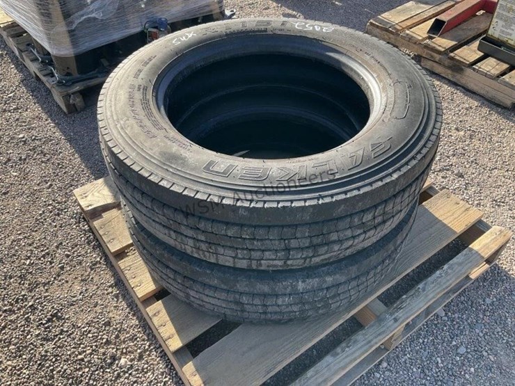 (2)-225/70r19.5-falken-tires-image-2