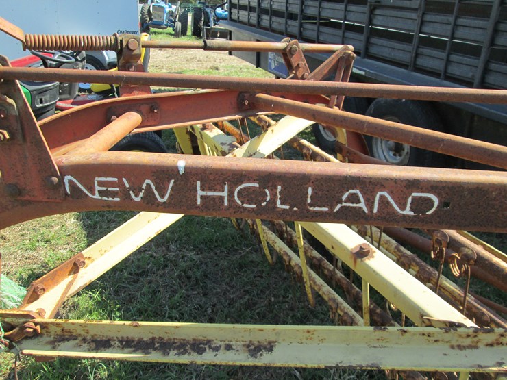 new-holland-256-image-9